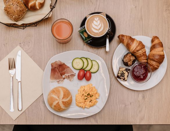 montani-fru-hstu-ck-brt18