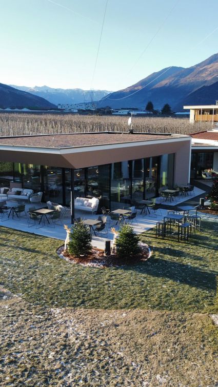 dji-fly-20251231-151712-426-1767190646249-photo-optimized